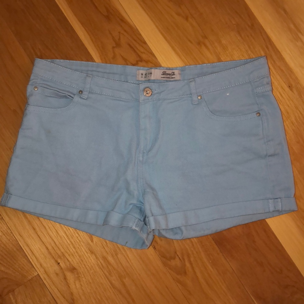 Denim shorts - Picture 1 of 3